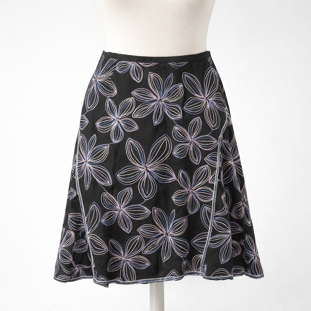 Y2K Floral Embroidered Whimsigoth Midi Skirt Size 10 100% Cotton Dark Romantic